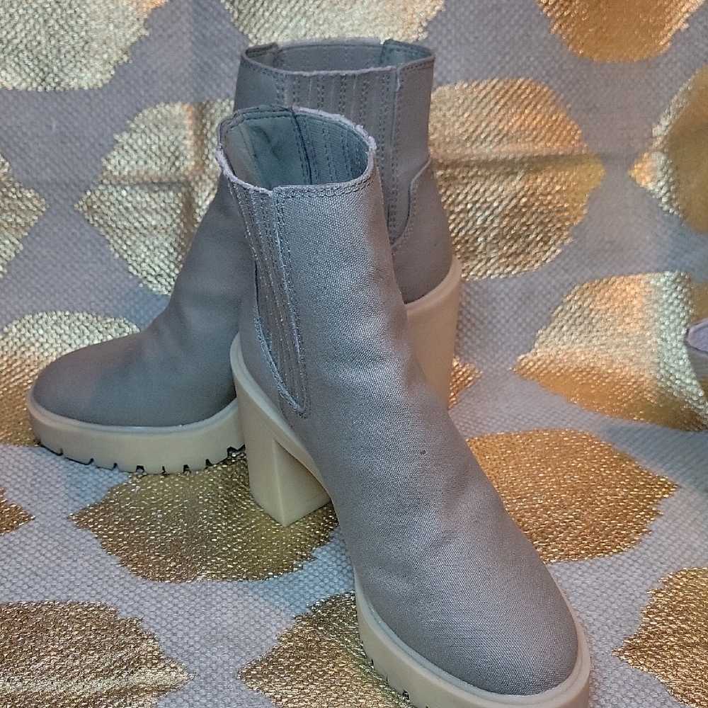 Dolce Vita Light Gray Chunky Heeled Boots